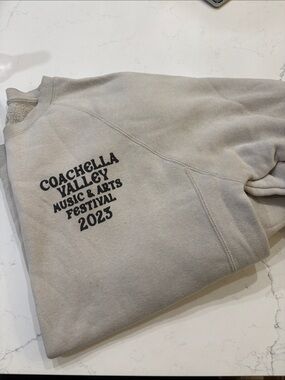Coachella Valley Music & Arts Festival 2023 Crewneck Sweatshirt - Light Beige